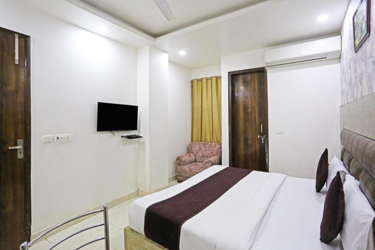 Hotel Broadway Near Delhi Airport New Delhi Exterior photo